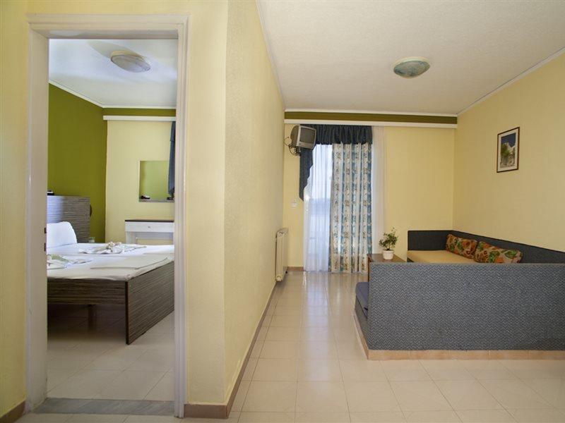 Sunny Days Hotell Tigaki Exteriör bild